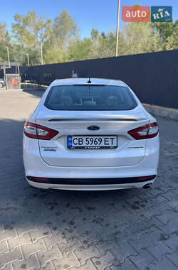 Седан Ford Fusion 2014 в 