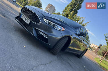 Седан Ford Fusion 2017 в 