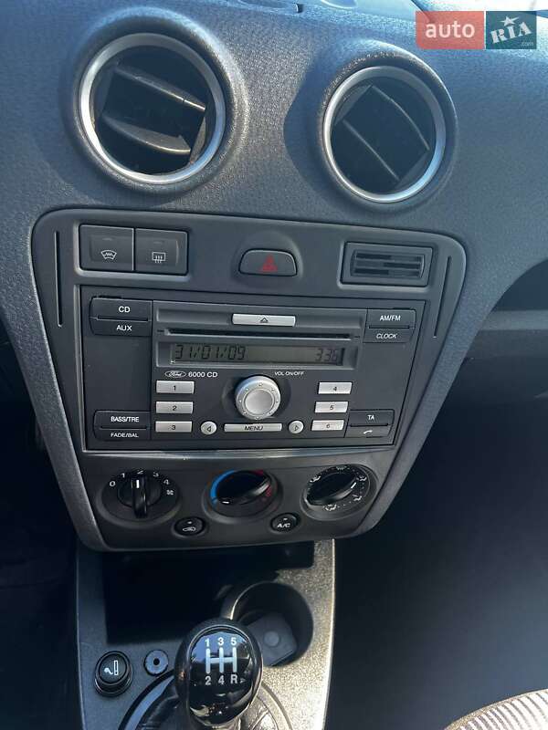 Хэтчбек Ford Fusion 2009 в Кременчуге фото 14 Хэтчбек Ford Fusion 2009 в Кременчуге