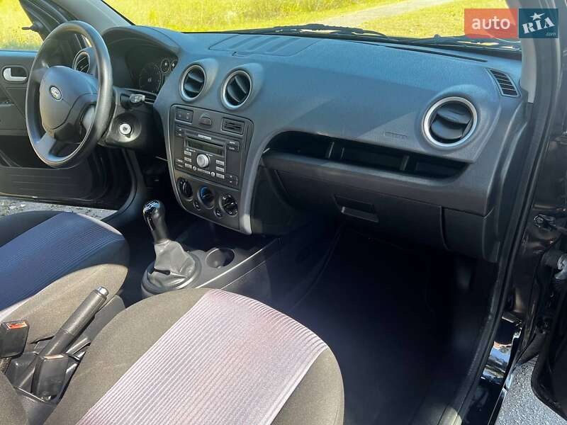 Хэтчбек Ford Fusion 2009 в Кременчуге фото 28 Хэтчбек Ford Fusion 2009 в Кременчуге