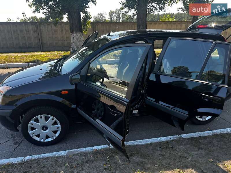 Хэтчбек Ford Fusion 2009 в Кременчуге фото 43 Хэтчбек Ford Fusion 2009 в Кременчуге