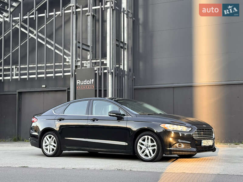 Седан Ford Fusion 2014 в Києві