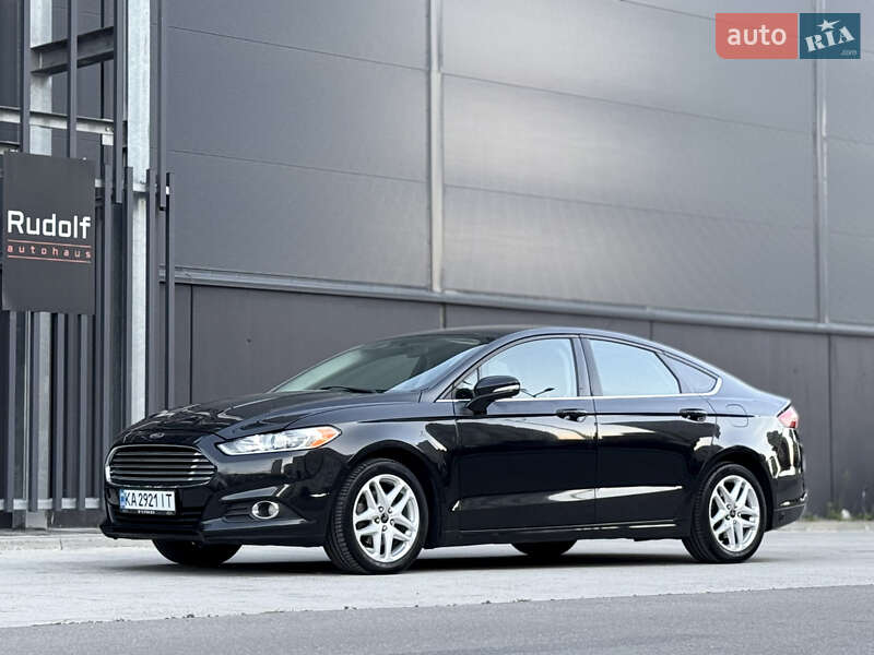 Седан Ford Fusion 2014 в Києві