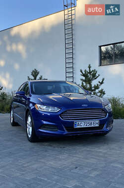 Седан Ford Fusion 2014 в 
