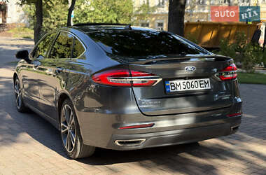 Седан Ford Fusion 2020 в 