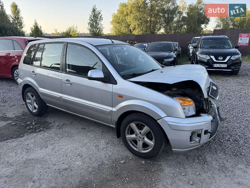 Хетчбек Ford Fusion 2010 в 