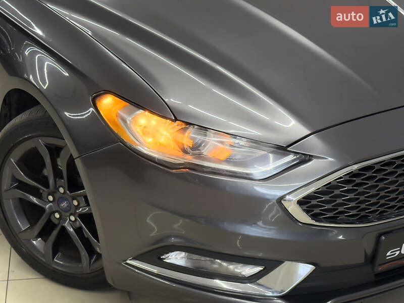 Седан Ford Fusion 2017 в Миколаєві