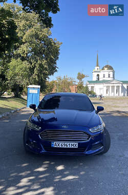 Седан Ford Fusion 2012 в 