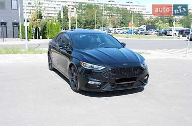Седан Ford Fusion 2017 в Києві