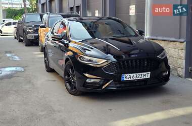 Седан Ford Fusion 2017 в 