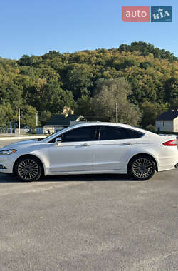 Седан Ford Fusion 2014 в 
