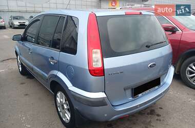 Хэтчбек Ford Fusion 2007 в 