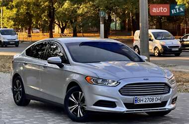 Седан Ford Fusion 2013 в 