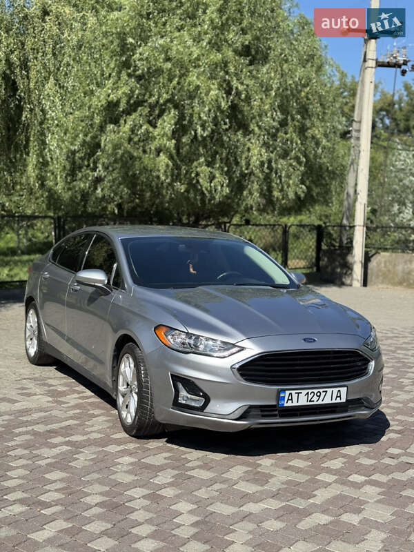 Седан Ford Fusion 2020 в Івано-Франківську