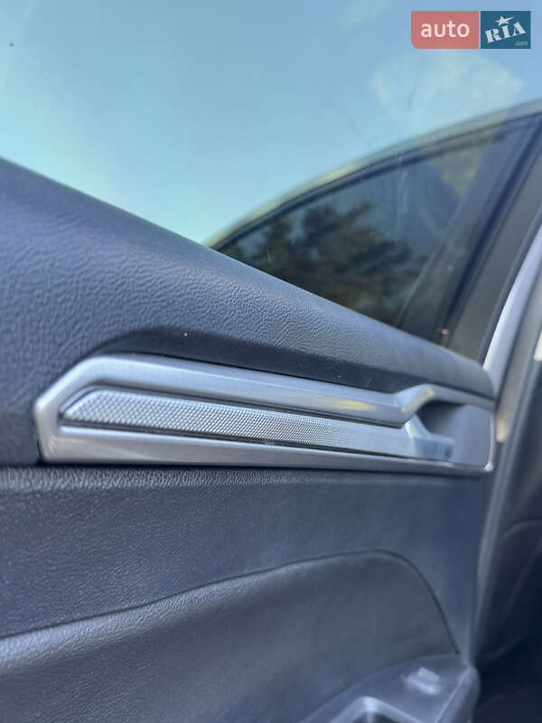 Седан Ford Fusion 2020 в Івано-Франківську