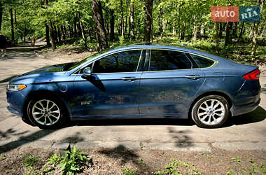 Седан Ford Fusion 2018 в 