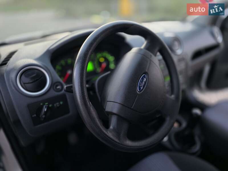 Хэтчбек Ford Fusion 2006 в Луцке фото 23 Хэтчбек Ford Fusion 2006 в Луцке