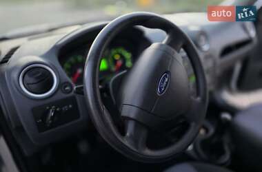 Хэтчбек Ford Fusion 2006 в 