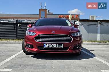 Седан Ford Fusion 2016 в 