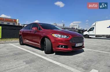 Седан Ford Fusion 2016 в 