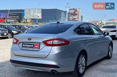 Седан Ford Fusion 2014 в 