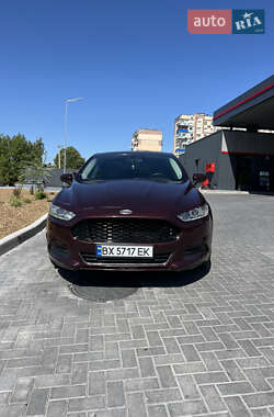 Седан Ford Fusion 2012 в 