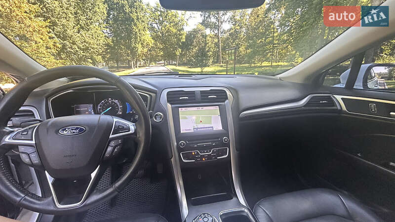 Седан Ford Fusion 2017 в Киеве