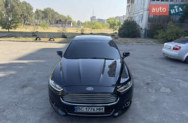 Седан Ford Fusion 2013 в 