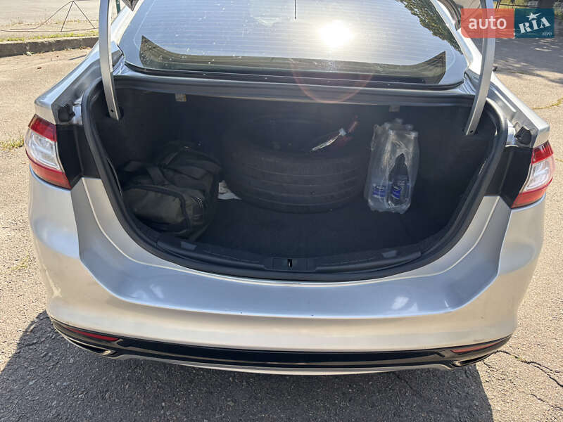 Седан Ford Fusion 2014 в Киеве фото 5 Седан Ford Fusion 2014 в Киеве