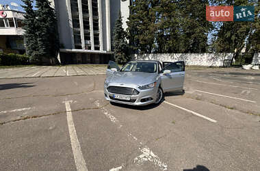 Седан Ford Fusion 2014 в 