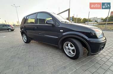Хэтчбек Ford Fusion 2007 в 