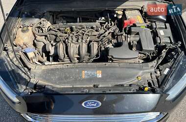 Седан Ford Fusion 2014 в 