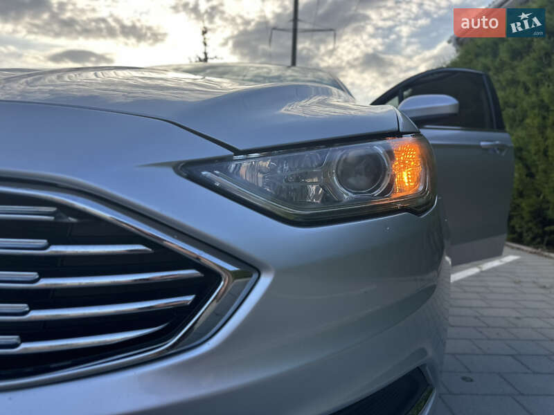 Седан Ford Fusion 2018 в Виннице