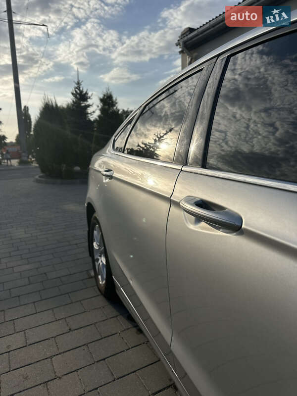 Седан Ford Fusion 2018 в Виннице