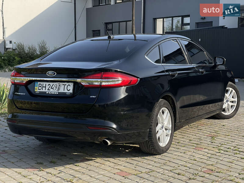 Седан Ford Fusion 2017 в Львові