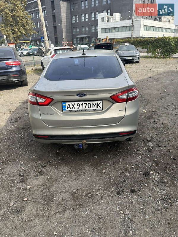 Седан Ford Fusion 2014 в Києві