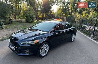Седан Ford Fusion 2014 в 