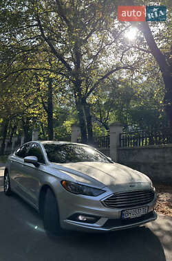 Седан Ford Fusion 2018 в 