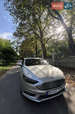 Седан Ford Fusion 2018 в 