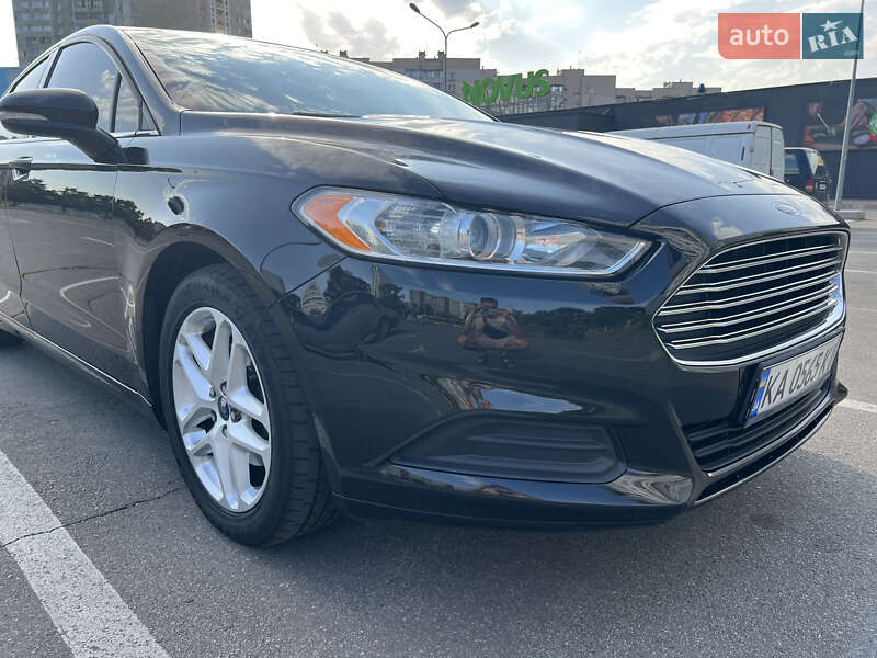 Седан Ford Fusion 2015 в Києві