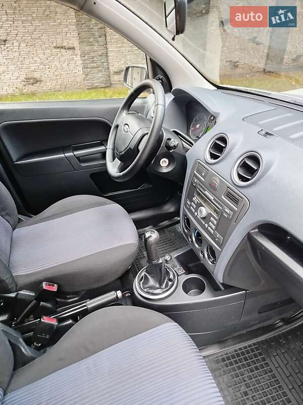 Хэтчбек Ford Fusion 2011 в Днепре