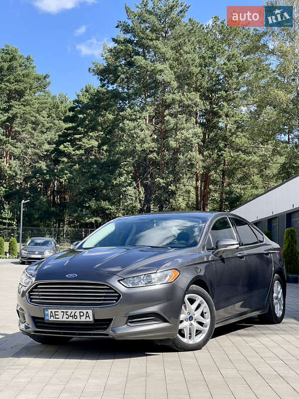 Ford Fusion 2015