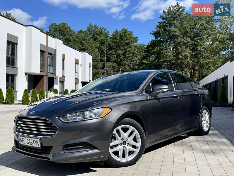 Седан Ford Fusion 2015 в Киеве фото 5 Седан Ford Fusion 2015 в Киеве