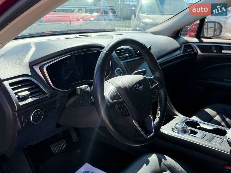 Седан Ford Fusion 2016 в Киеве фото 11 Седан Ford Fusion 2016 в Киеве