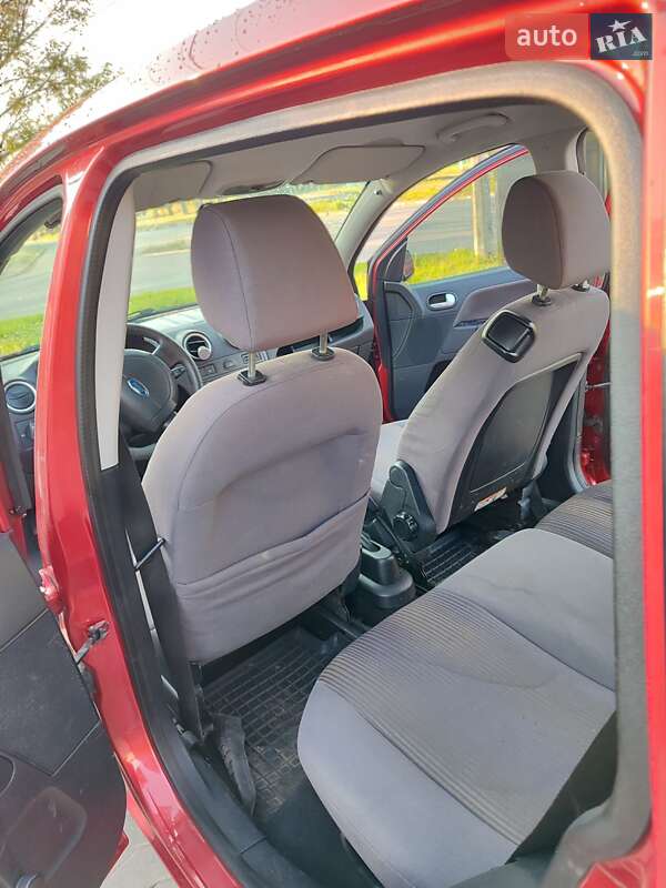 Хэтчбек Ford Fusion 2007 в Калуше