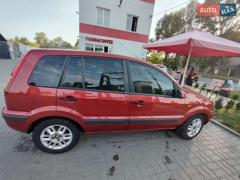 Хэтчбек Ford Fusion 2007 в Калуше