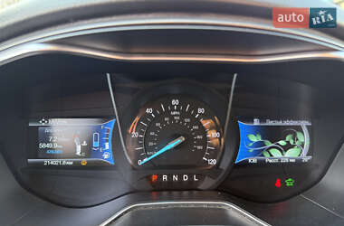Седан Ford Fusion 2015 в 