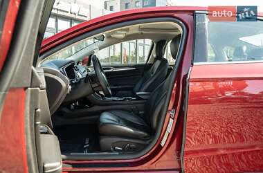 Седан Ford Fusion 2014 в 