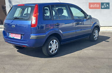 Хэтчбек Ford Fusion 2009 в 