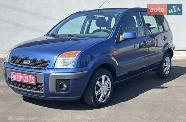 Хэтчбек Ford Fusion 2009 в 